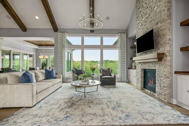 25040 W 105th Terrace, Olathe, KS 66061