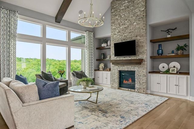 25040 W 105th Terrace, Olathe, KS 66061