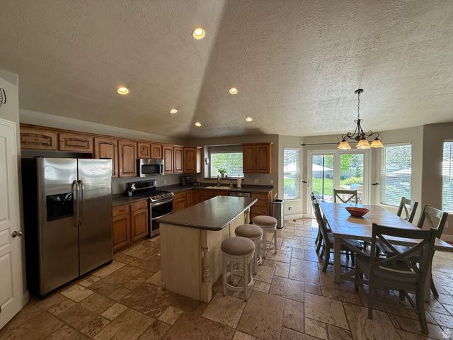 314 E BROWN FARM LN, Draper, UT 84020