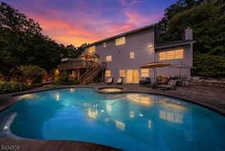 62 S Glen Rd, Kinnelon Boro, NJ 07405