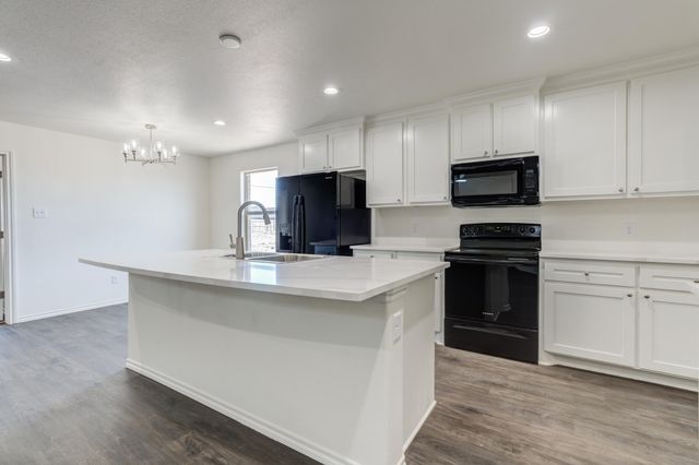 925 E Fordham Street, Lubbock, TX 79403