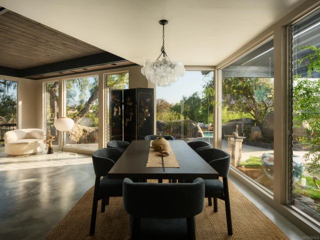 10801 Dewitt, El Cajon, CA 92020