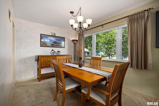 1017 W NORTHMOOR Road, Peoria, IL 61614