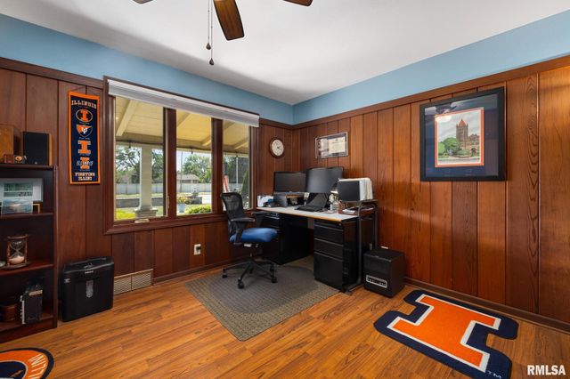 1017 W NORTHMOOR Road, Peoria, IL 61614