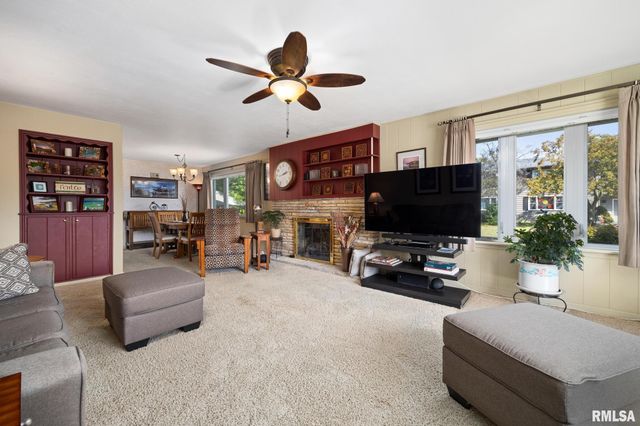 1017 W NORTHMOOR Road, Peoria, IL 61614