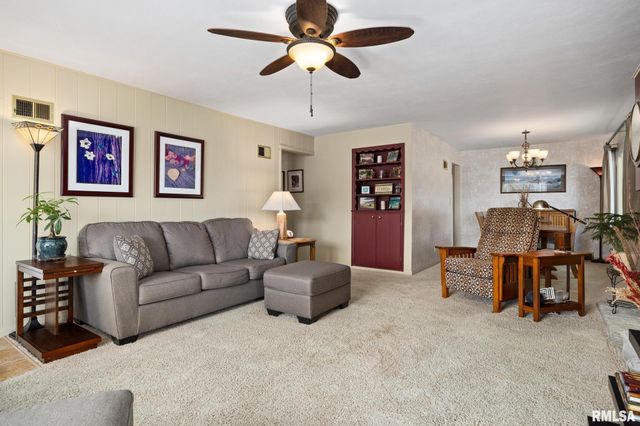 1017 W NORTHMOOR Road, Peoria, IL 61614