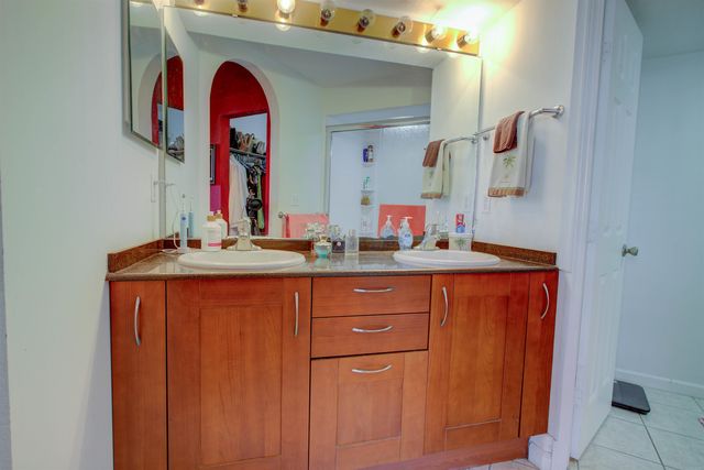 1800 Vista Cove Rd, St Augustine, FL 32084