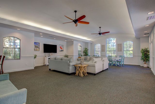 1800 Vista Cove Rd, St Augustine, FL 32084