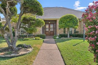 5824 Gallant Fox Lane, Plano, TX 75093