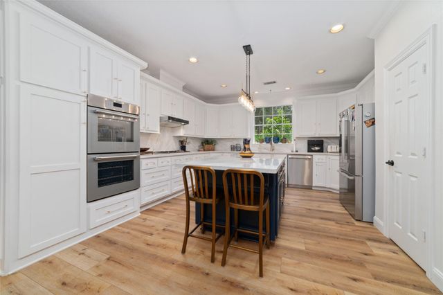 13206 Lost Creek Road, Tomball, TX 77375