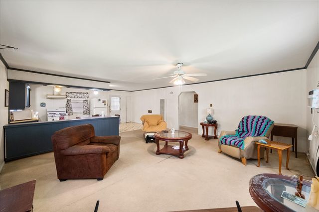 1715 W 10th Avenue, Corsicana, TX 75110