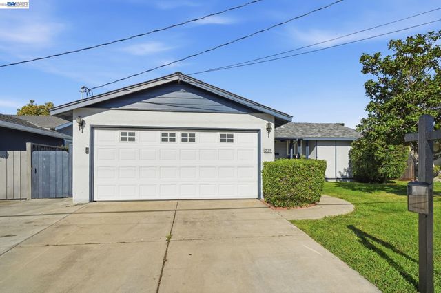 36276 Sandalwood St, Newark, CA 94560