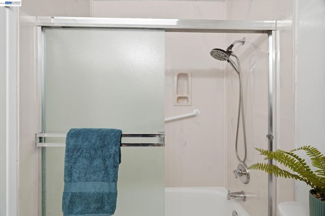 36276 Sandalwood St, Newark, CA 94560