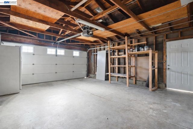 36276 Sandalwood St, Newark, CA 94560