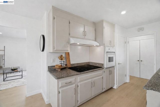 36276 Sandalwood St, Newark, CA 94560