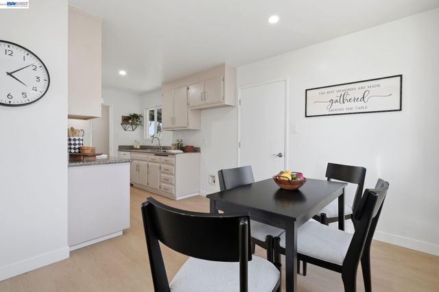 36276 Sandalwood St, Newark, CA 94560