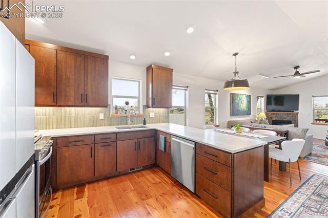 208 Chelten Road, Manitou Springs, CO 80829