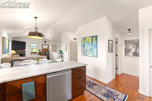 208 Chelten Road, Manitou Springs, CO 80829