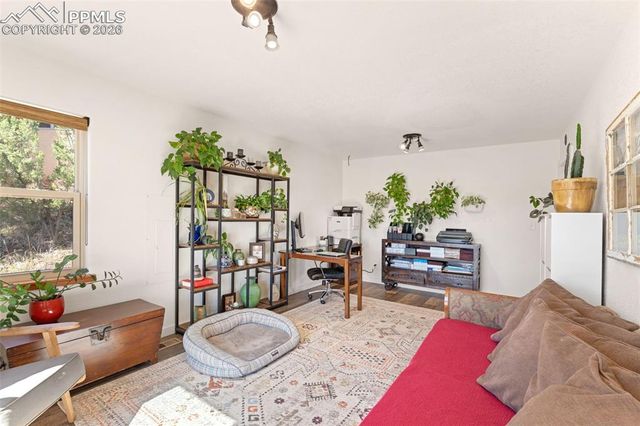 208 Chelten Road, Manitou Springs, CO 80829