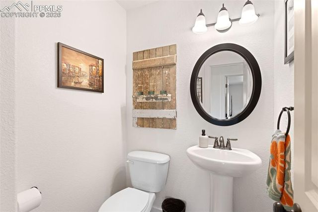 208 Chelten Road, Manitou Springs, CO 80829