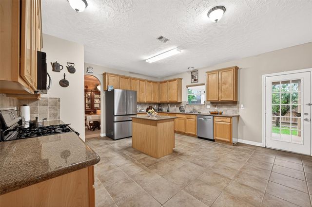 8003 Vista Del Rancho Drive, Houston, TX 77083