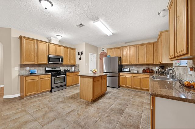 8003 Vista Del Rancho Drive, Houston, TX 77083