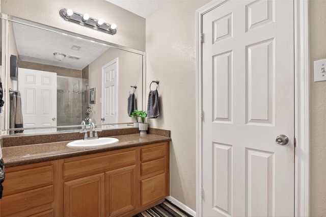 8003 Vista Del Rancho Drive, Houston, TX 77083
