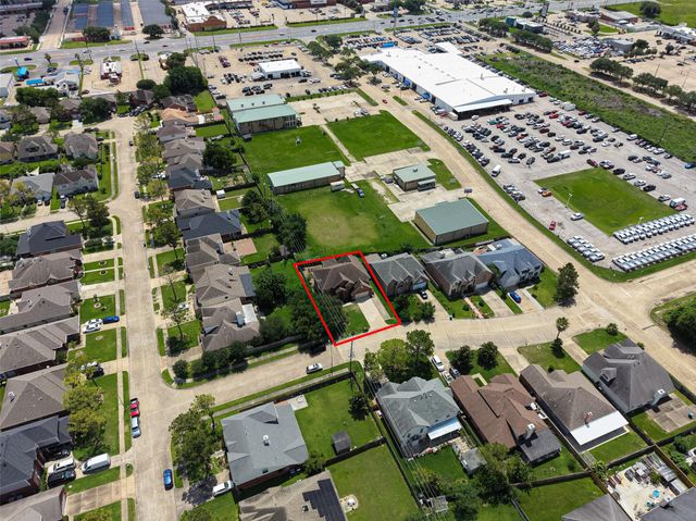 8003 Vista Del Rancho Drive, Houston, TX 77083