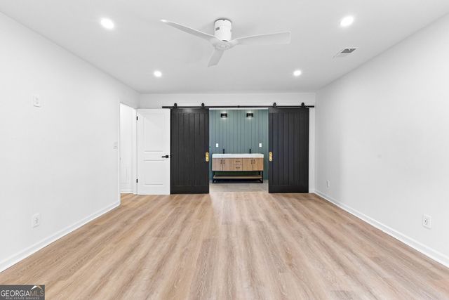 260 Sandy Lake Circle, Fayetteville, GA 30214