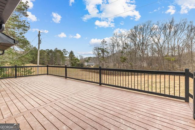 260 Sandy Lake Circle, Fayetteville, GA 30214