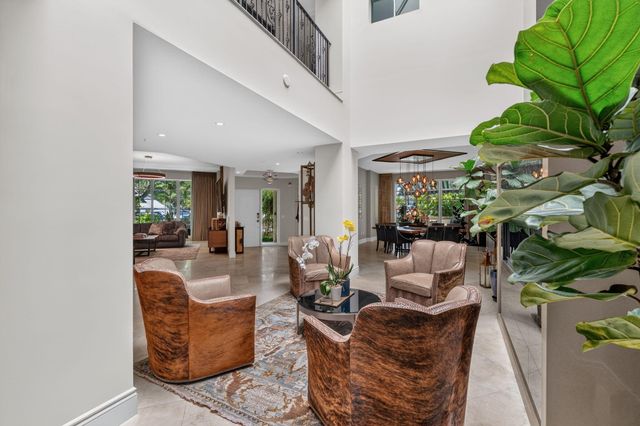 411 N NEW RIVER Drive E V-2, Fort Lauderdale, FL 33301