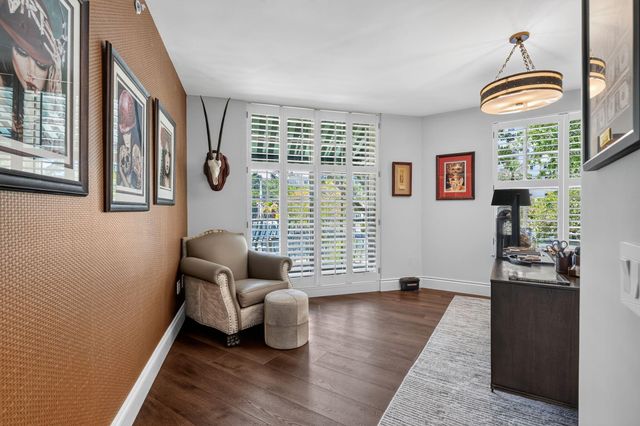 411 N NEW RIVER Drive E V-2, Fort Lauderdale, FL 33301