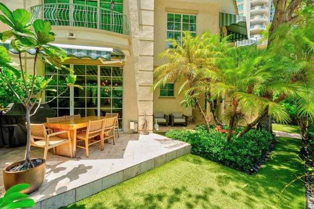 411 N NEW RIVER Drive E V-2, Fort Lauderdale, FL 33301