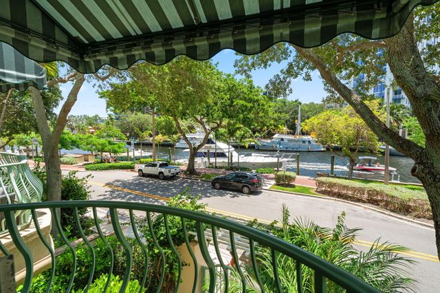411 N NEW RIVER Drive E V-2, Fort Lauderdale, FL 33301