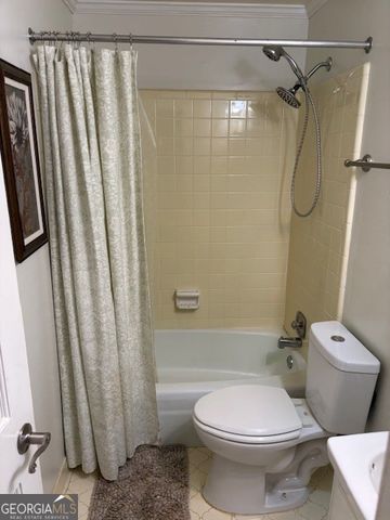 5230 SW West Shore Drive, Conyers, GA 30094