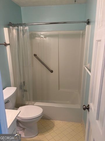 5230 SW West Shore Drive, Conyers, GA 30094