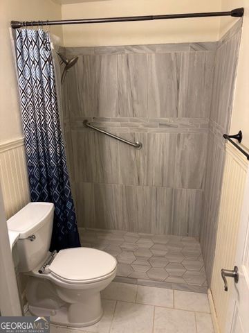 5230 SW West Shore Drive, Conyers, GA 30094