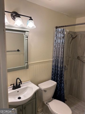 5230 SW West Shore Drive, Conyers, GA 30094