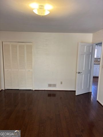 5230 SW West Shore Drive, Conyers, GA 30094