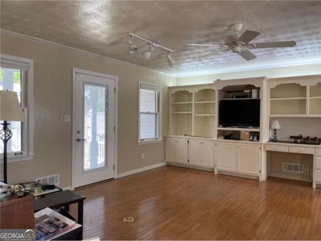 5230 SW West Shore Drive, Conyers, GA 30094