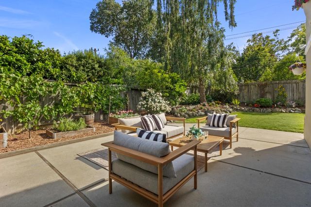 1622 Maryland Street, Redwood City, CA 94061