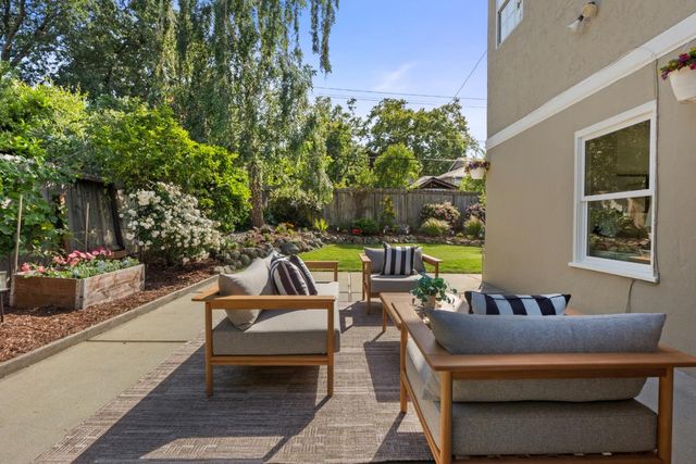 1622 Maryland Street, Redwood City, CA 94061