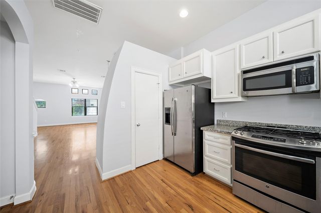 2710 Hullsmith Drive 901, Houston, TX 77063