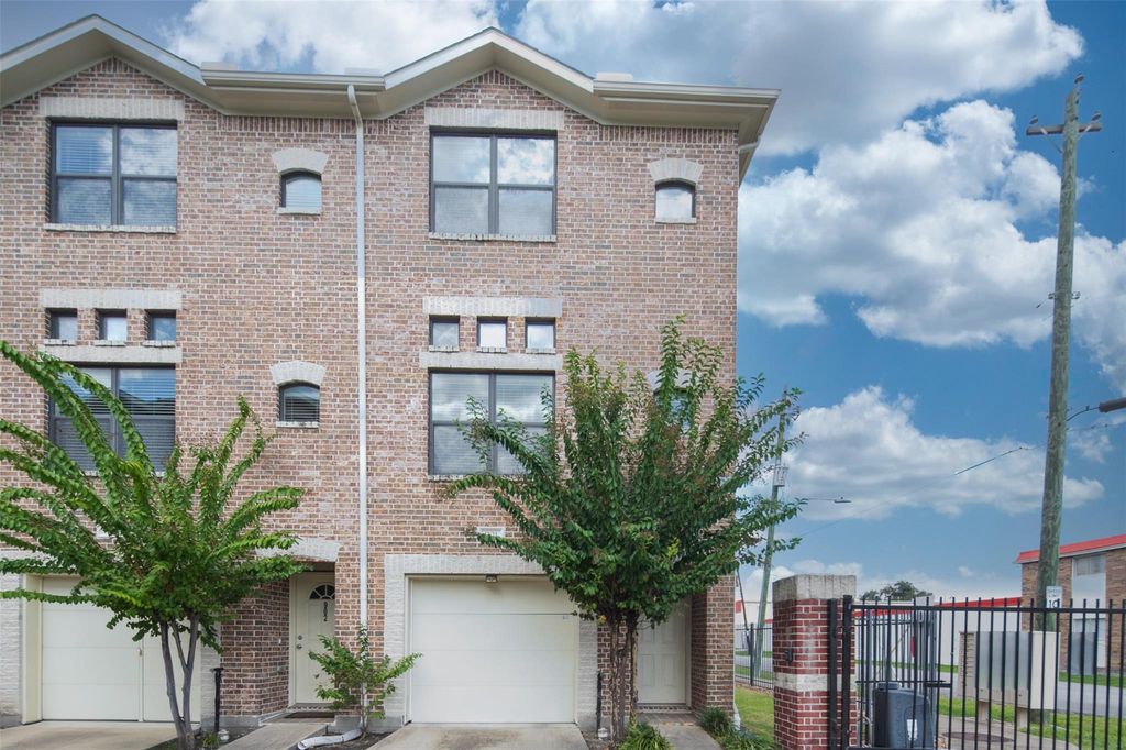 2710 Hullsmith Drive 901, Houston, TX 77063
