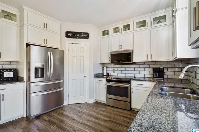 978 OLD CAHABA DRIVE, Helena, AL 35080