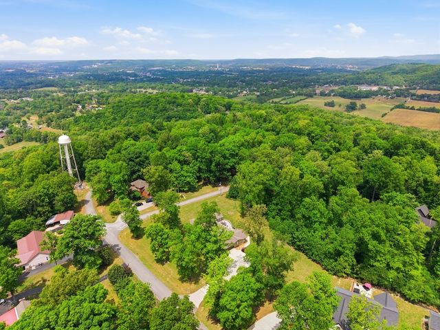 1123 Skyline Dr, Sparta, TN 38583