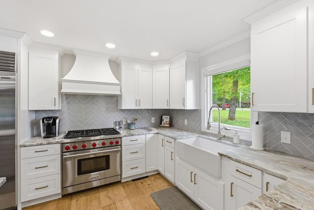 1123 Skyline Dr, Sparta, TN 38583