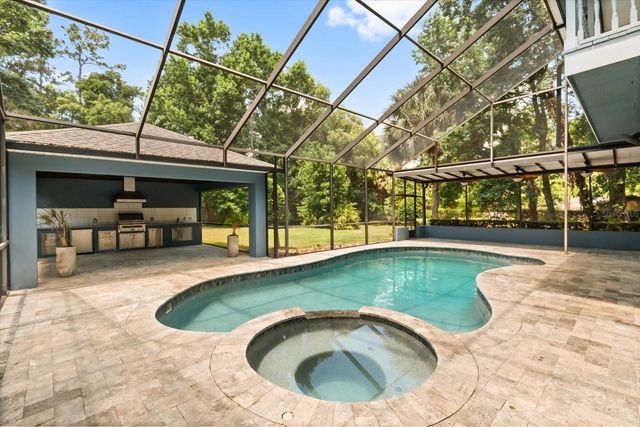216 WOODS TRAIL, Sanford, FL 32771