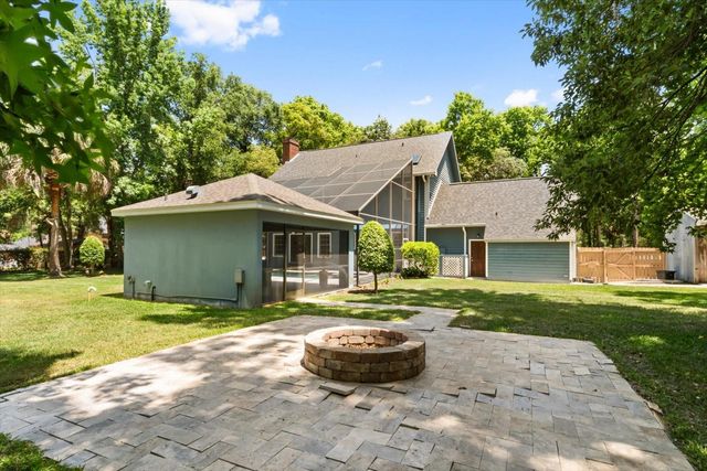 216 WOODS TRAIL, Sanford, FL 32771