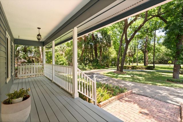 216 WOODS TRAIL, Sanford, FL 32771